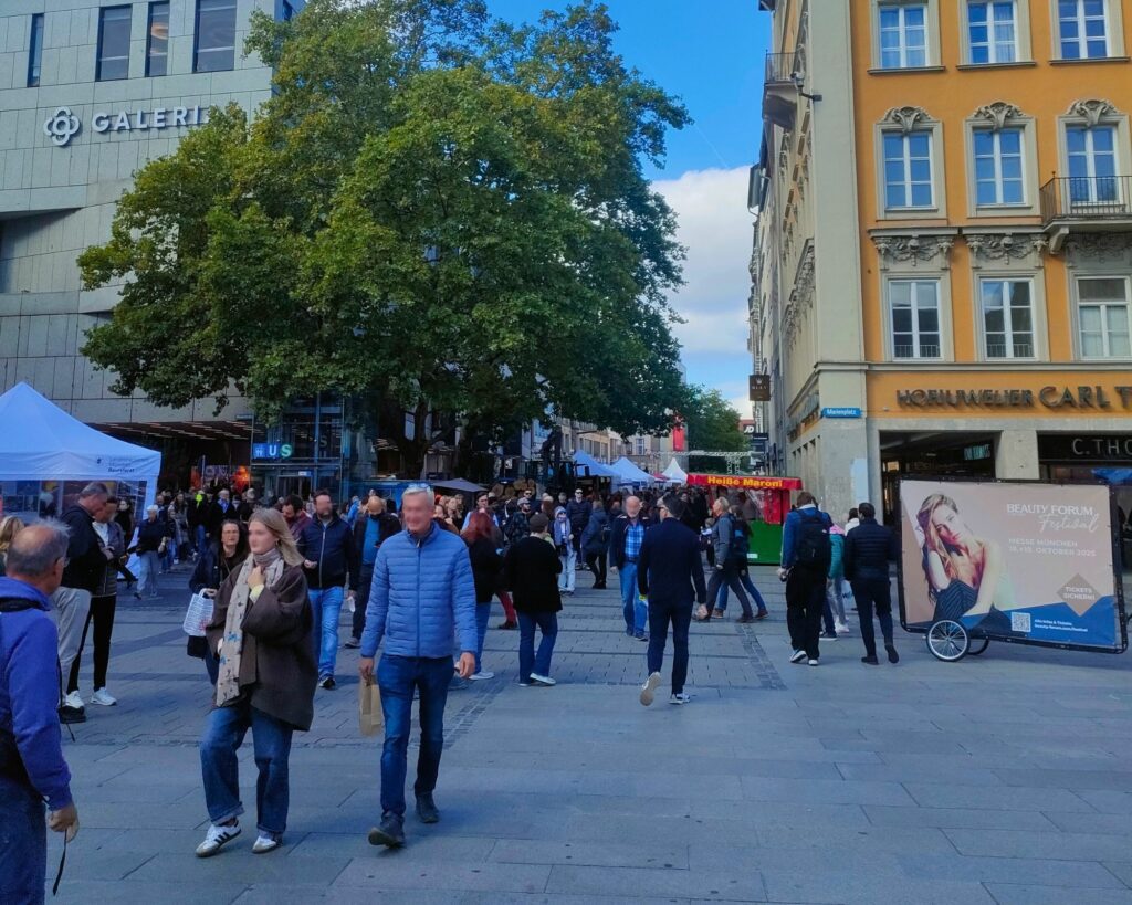 Viele Sichtkontakte mit Fahrradwerbung in München
